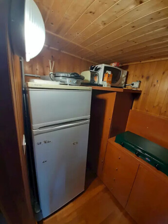 roulotte-con-casetta-in-campeggio-big-1