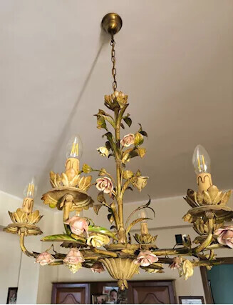 lampadario-vintage-con-fiori-decorati-a-mano-big-4